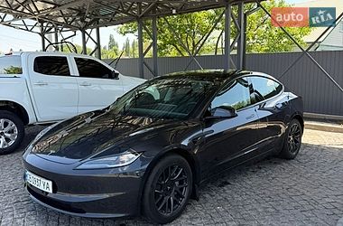 Седан Tesla Model 3 2024 в Киеве