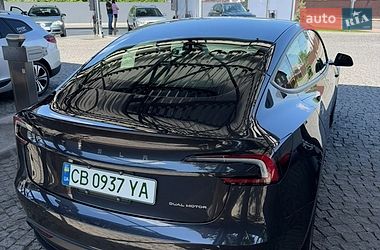 Седан Tesla Model 3 2024 в Киеве