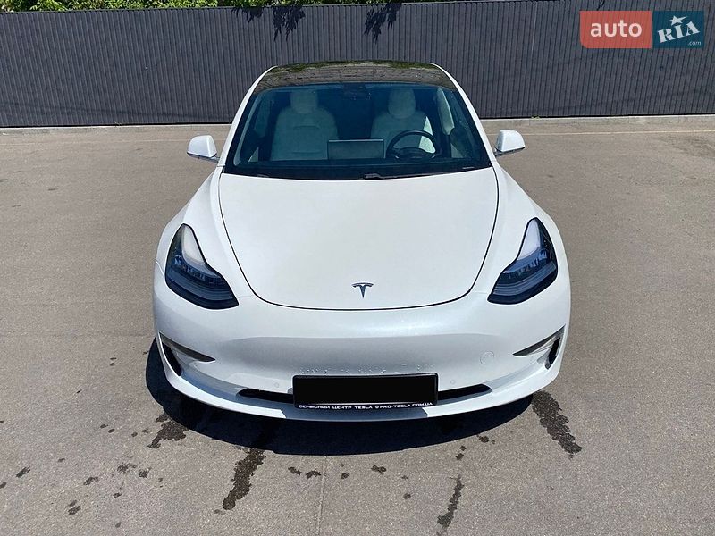 Седан Tesla Model 3 2019 в Днепре