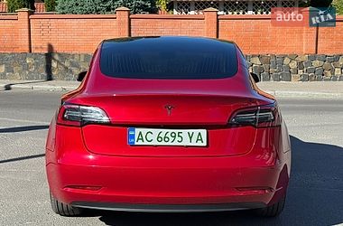 Седан Tesla Model 3 2019 в Луцке