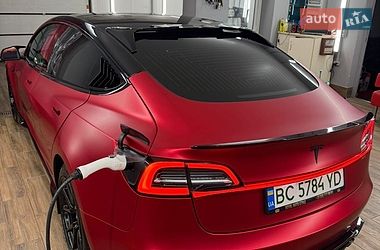 Седан Tesla Model 3 2019 в Львове