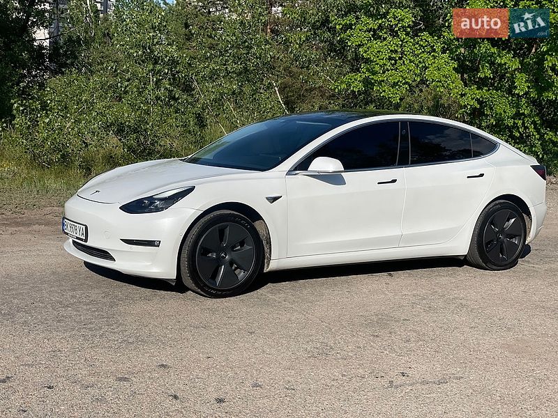 Седан Tesla Model 3 2019 в Кам'янському