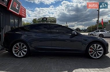 Седан Tesla Model 3 2019 в Кропивницком