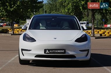 Седан Tesla Model 3 2022 в Києві
