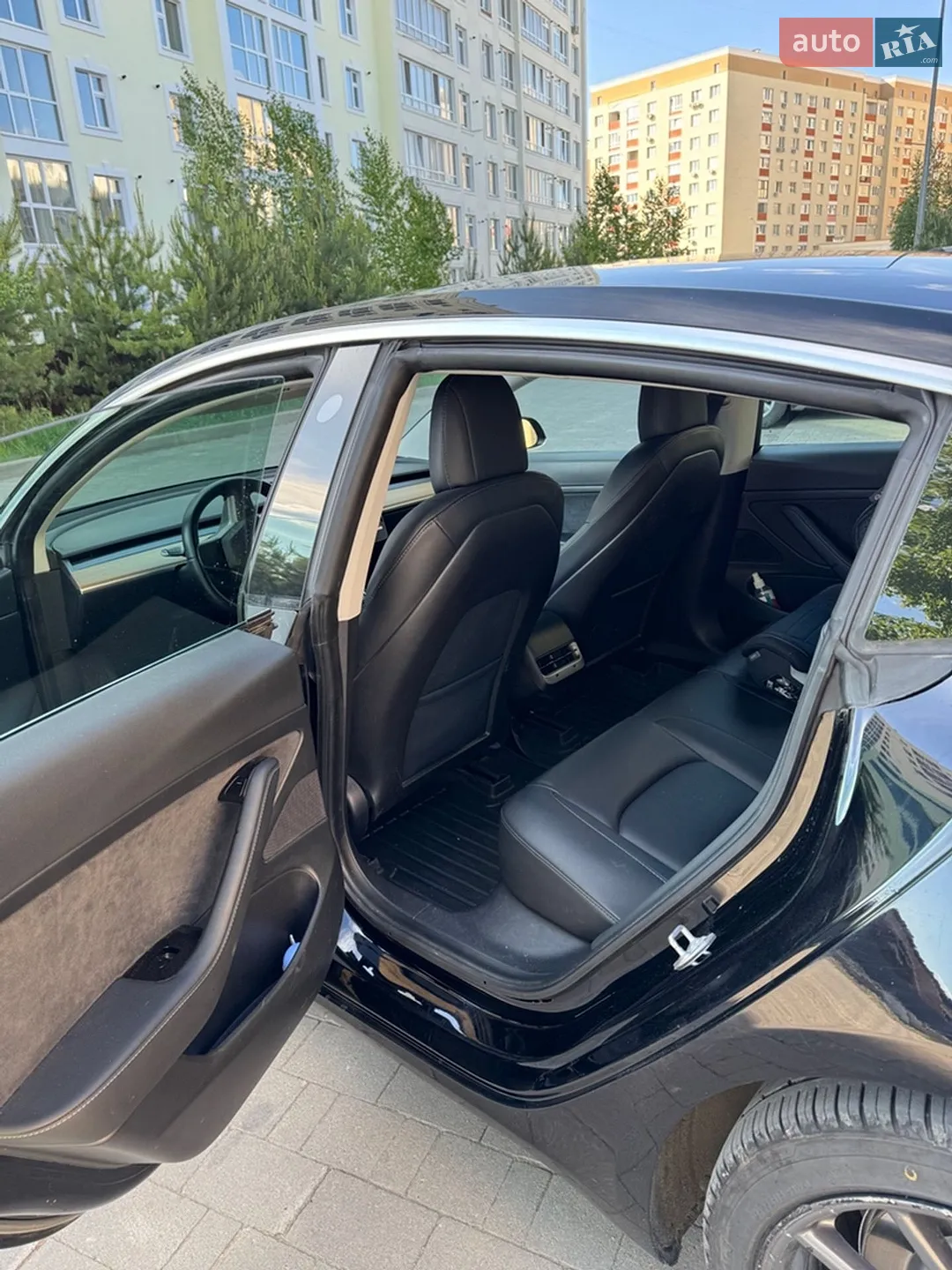 2020 Tesla Model 3 - мініатюра 9