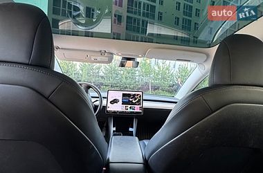 Седан Tesla Model 3 2020 в Хмельницком
