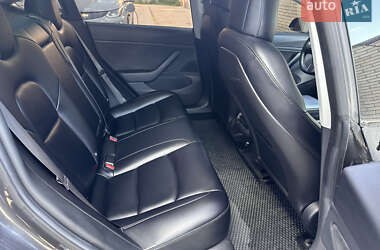 Седан Tesla Model 3 2018 в Святопетрівське
