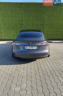 Седан Tesla Model 3 2018 в Святопетрівське