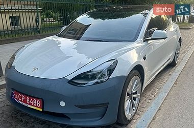 Седан Tesla Model 3 2023 в Львові