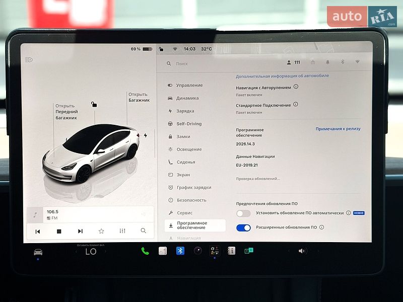 Седан Tesla Model 3 2023 в Киеве
