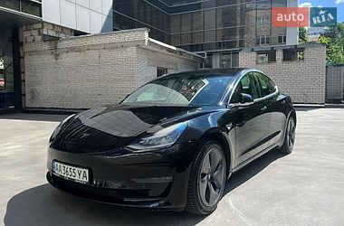 Седан Tesla Model 3 2018 в Києві