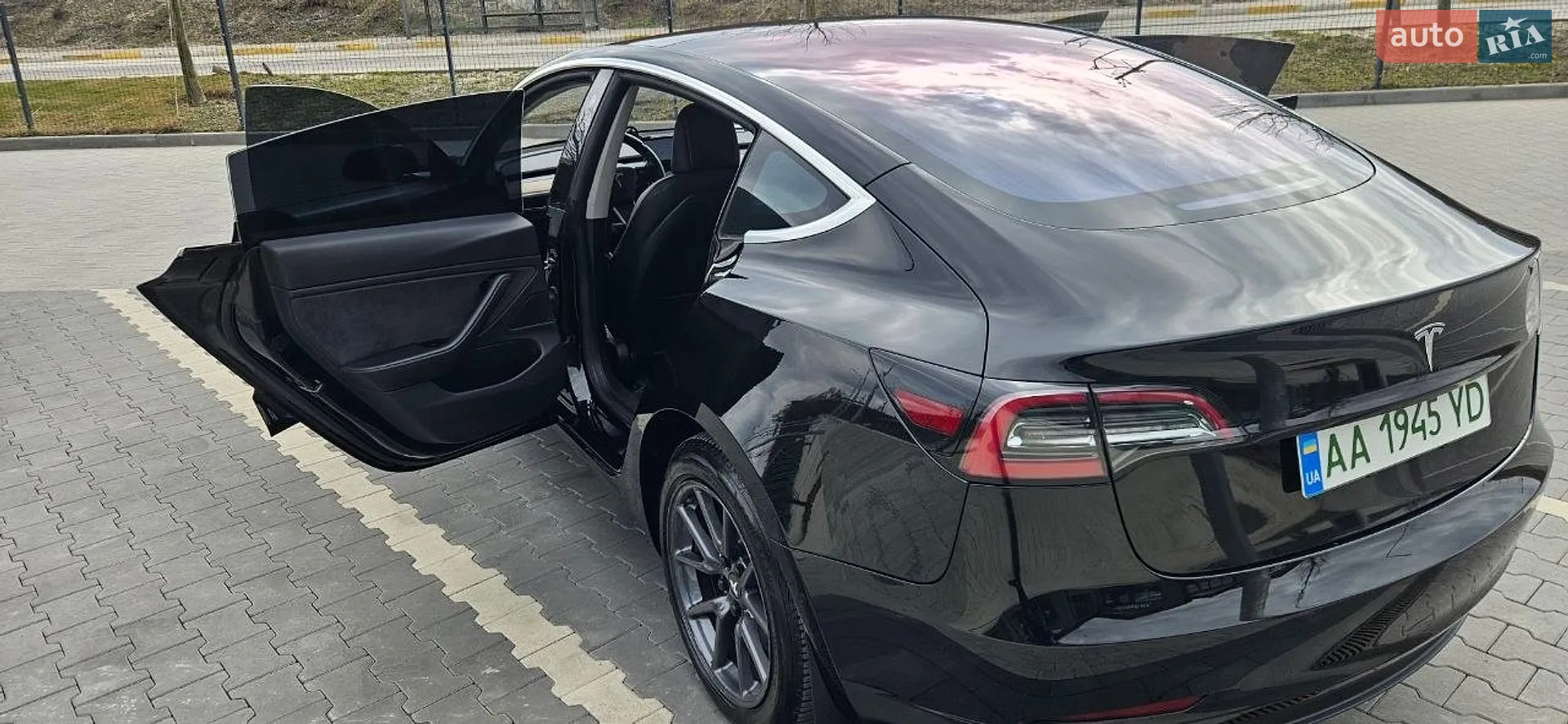 2018 Tesla Model 3 - мініатюра 7