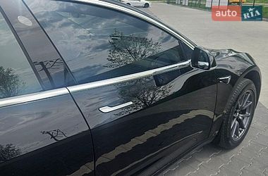 Седан Tesla Model 3 2018 в Ирпене