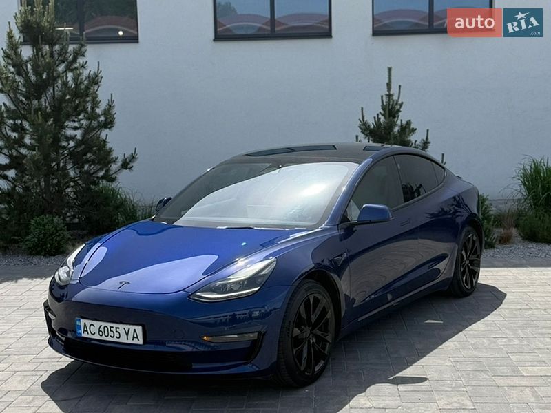 Седан Tesla Model 3 2022 в Луцьку фото 3 Седан Tesla Model 3 2022 в Луцьку