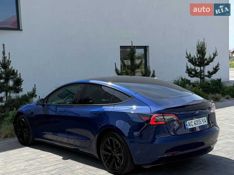 Седан Tesla Model 3 2022 в Луцьку фото 5 Седан Tesla Model 3 2022 в Луцьку
