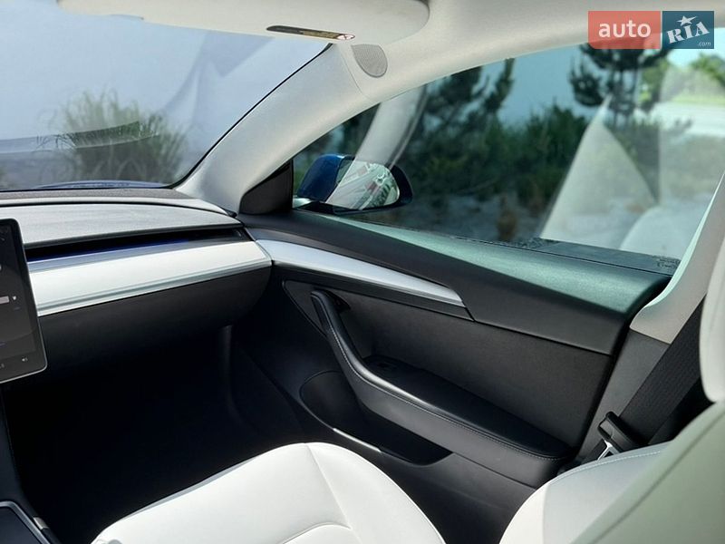 Седан Tesla Model 3 2022 в Луцьку фото 17 Седан Tesla Model 3 2022 в Луцьку