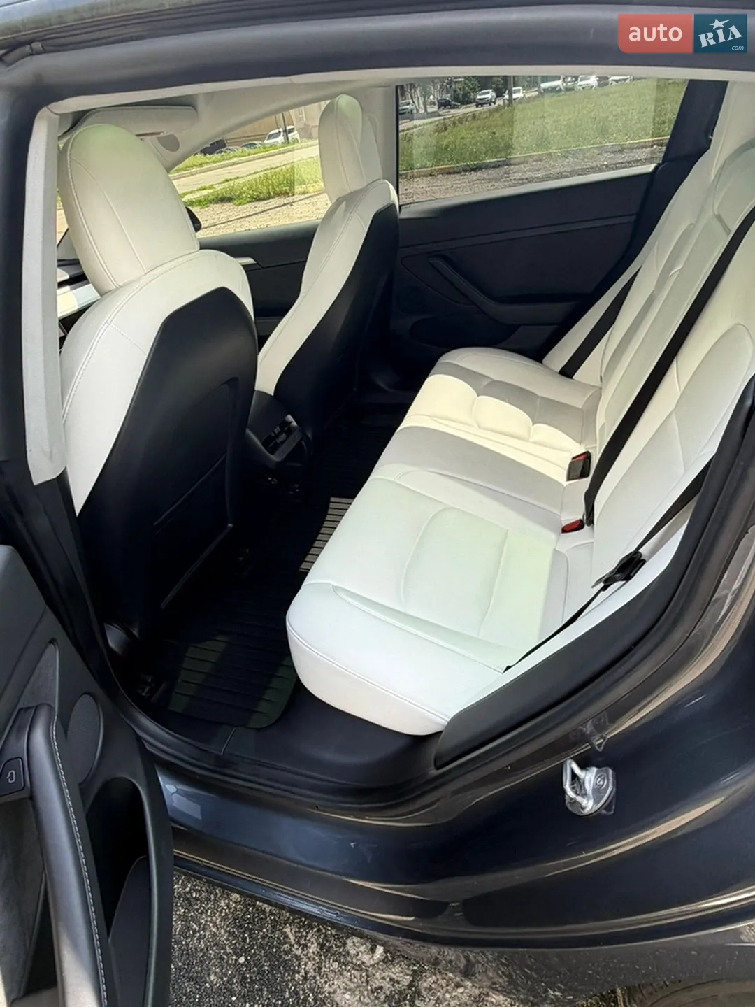 2022 Tesla Model 3 - мініатюра 18