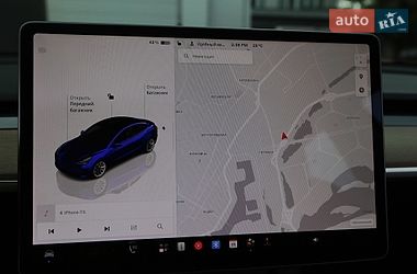 Седан Tesla Model 3 2023 в Києві