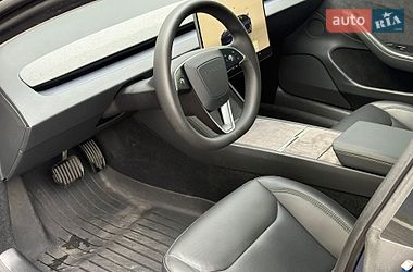 Седан Tesla Model 3 2024 в Києві