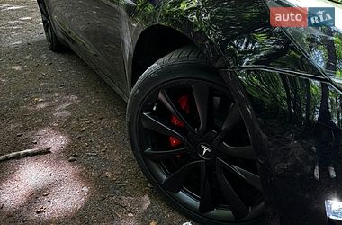 Седан Tesla Model 3 2018 в Луцьку