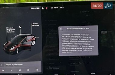 Седан Tesla Model 3 2018 в Луцьку