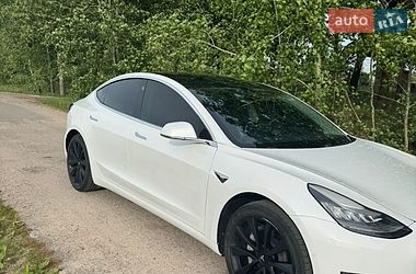 Седан Tesla Model 3 2019 в Василькові