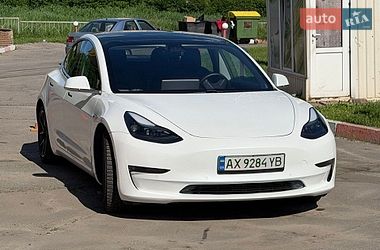 Седан Tesla Model 3 2020 в Харькове