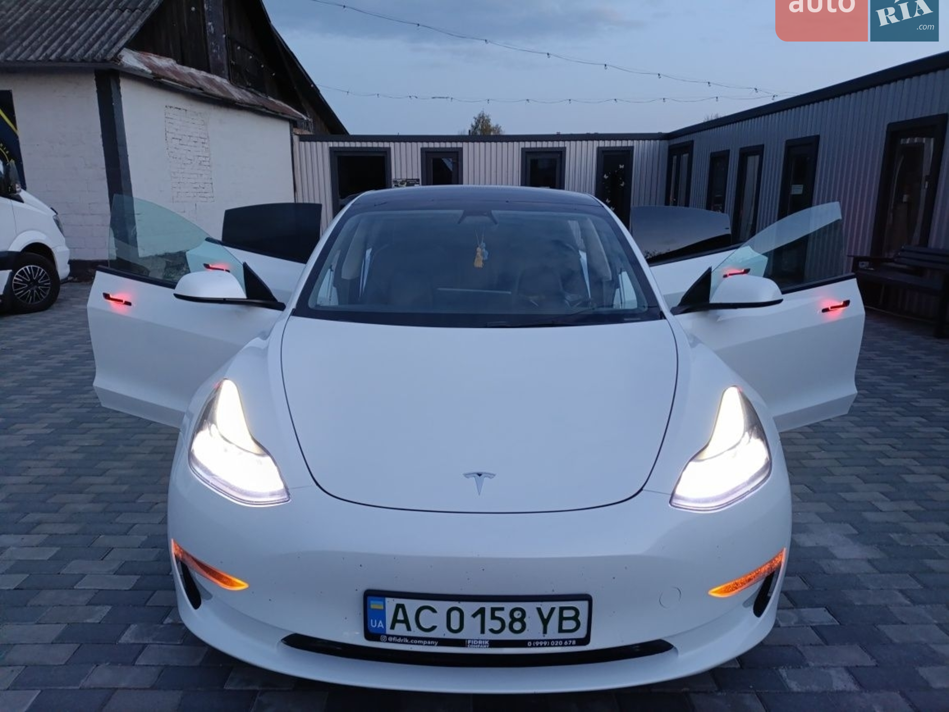 2021 Tesla Model 3 - мініатюра 8