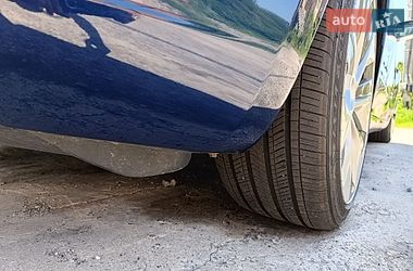 Седан Tesla Model 3 2020 в Киеве