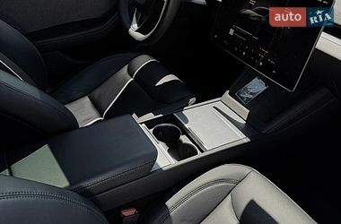 Седан Tesla Model 3 2024 в Вінниці