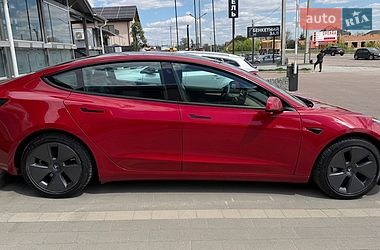 Седан Tesla Model 3 2022 в Львові