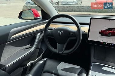 Седан Tesla Model 3 2022 в Львові