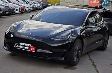 Седан Tesla Model 3 2019 в Харкові