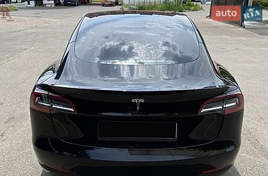 Седан Tesla Model 3 2022 в Днепре