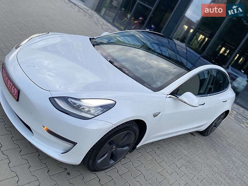 2020 Tesla Model-3, VIN 5YJ3E1EA5LF642483:plate — фото 1 (autoria)