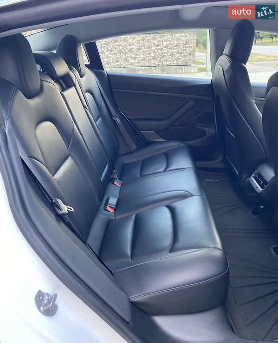2020 Tesla Model 3 - мініатюра 29