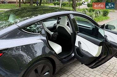 Седан Tesla Model 3 2025 в Житомирі