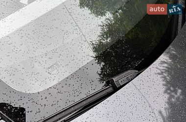 Седан Tesla Model 3 2025 в Житомирі
