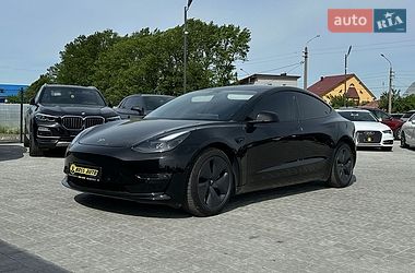 Седан Tesla Model 3 2020 в Ивано-Франковске