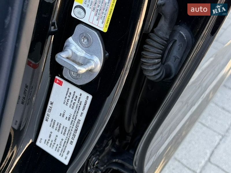 Седан Tesla Model 3 2018 в Хмельницком фото 24 Седан Tesla Model 3 2018 в Хмельницком