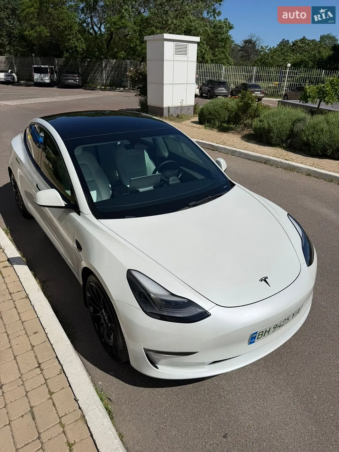 2022 Tesla Model 3 - мініатюра 3