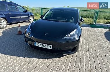 Седан Tesla Model 3 2022 в Тернополе
