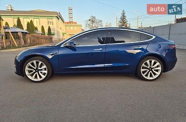 Седан Tesla Model 3 2019 в Киеве