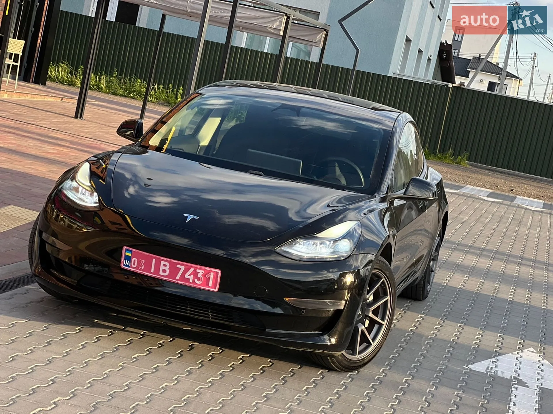 2021 Tesla Model 3 - мініатюра 3