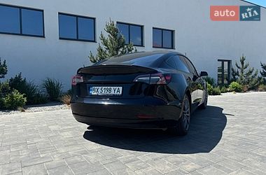 Седан Tesla Model 3 2021 в Луцке