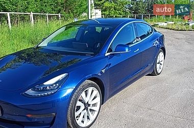 Седан Tesla Model 3 2019 в Самборі
