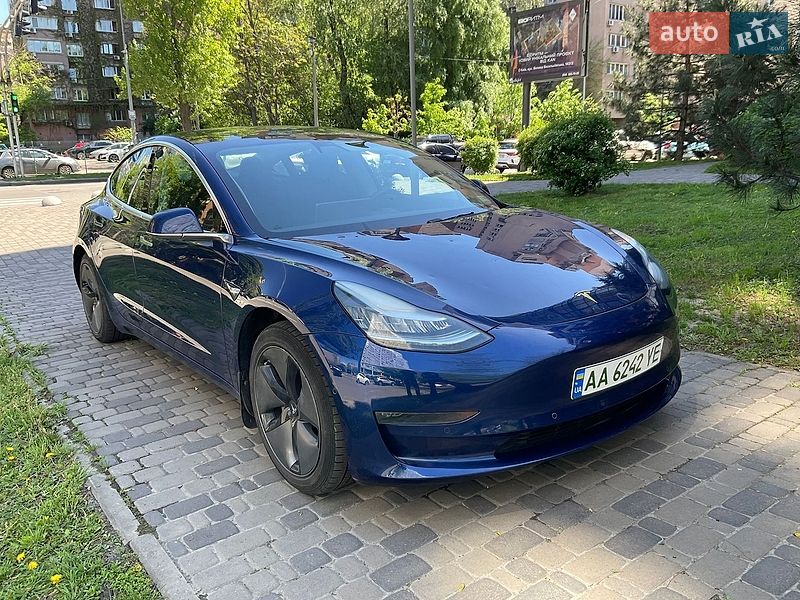 Tesla Model 3 2019 Tesla Model 3 2019