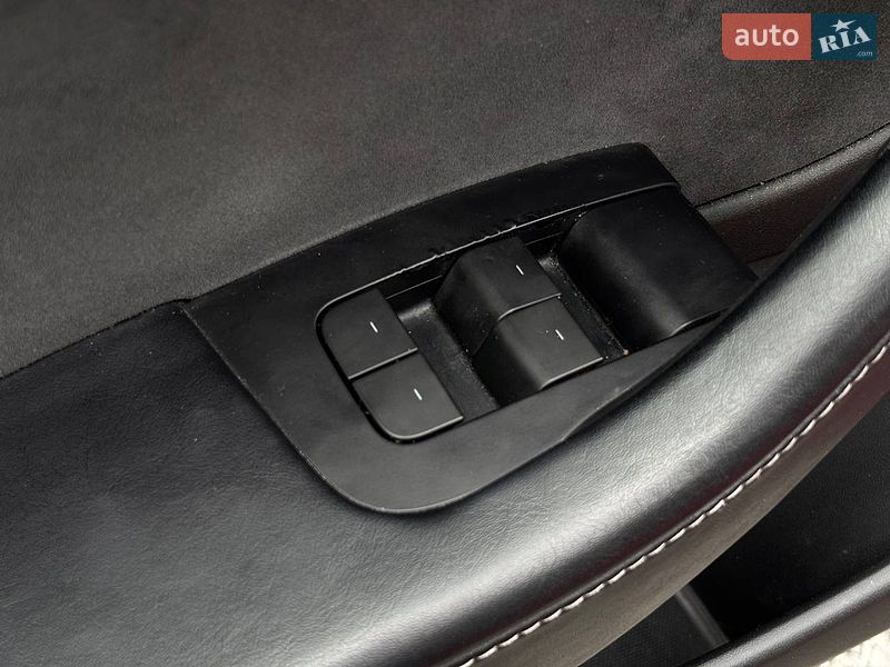 Седан Tesla Model 3 2021 в Львове фото 21 Седан Tesla Model 3 2021 в Львове