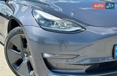 Седан Tesla Model 3 2021 в Ивано-Франковске