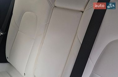 Седан Tesla Model 3 2018 в Львові